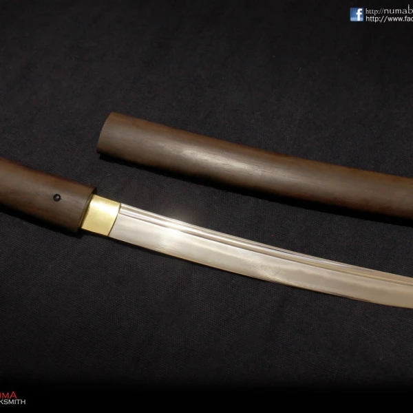 Japanese weapon amagiri tanto HT Hamon  1 amagiritanto_hamon