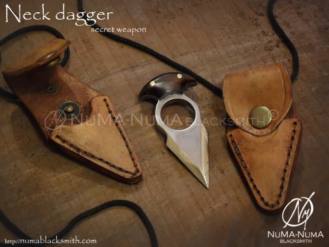 Knife weapon neck dagger 1 neck