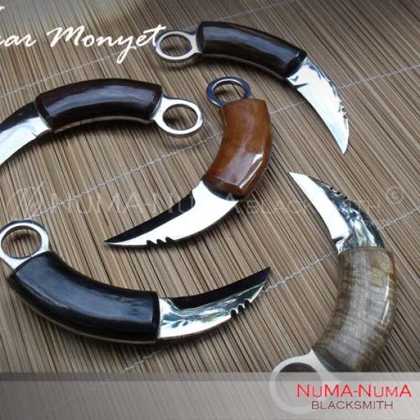 Indonesia weapon Karambit cakar monyet 1 sdc11542