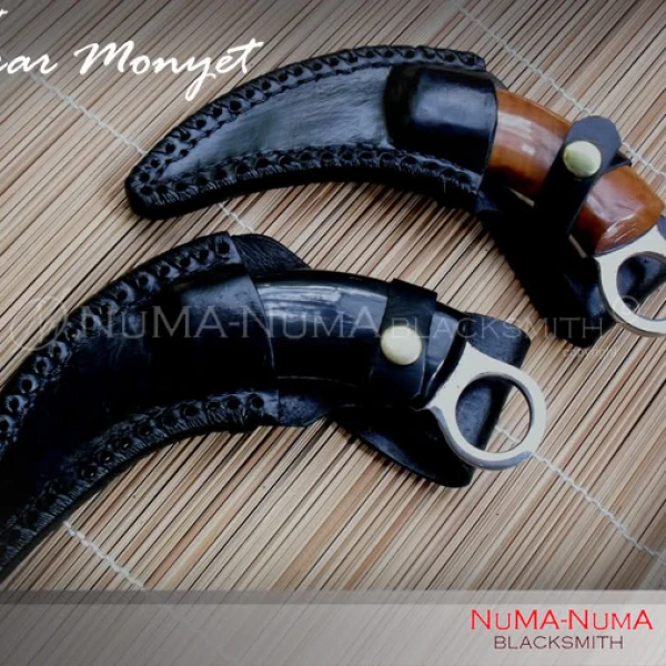 Indonesia weapon Karambit cakar monyet 2 sdc11545