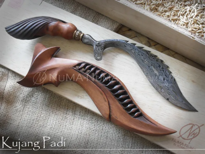 Indonesia weapon Kujang Padi 1 sdc18811